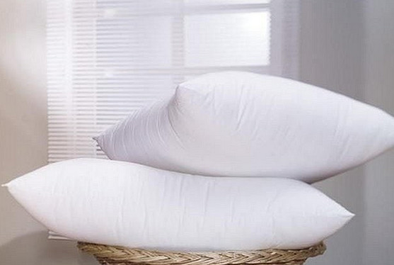 Как правильно чистить подушки: трюки, которые знают не все